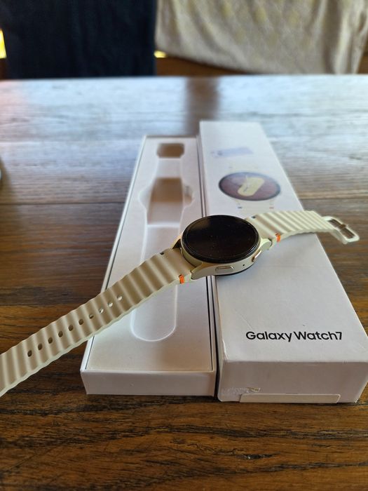 Zegarek Galaxy WATCH 7 40mm z LTE