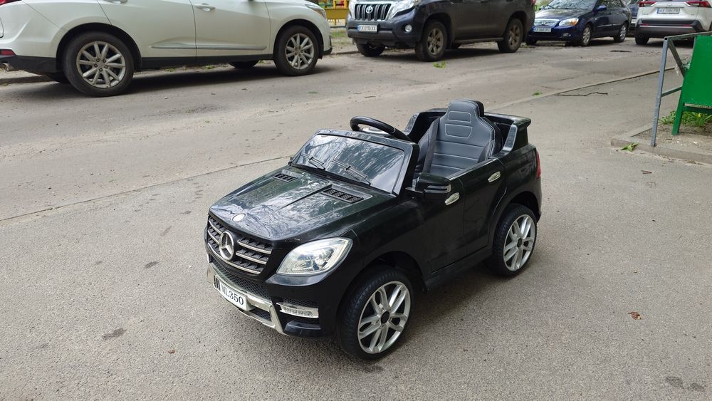 детский электромобиль Mercedes ML350