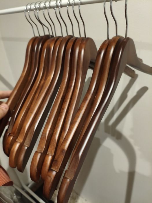 Cabides / Cruzetas em  nogueira pack de 20