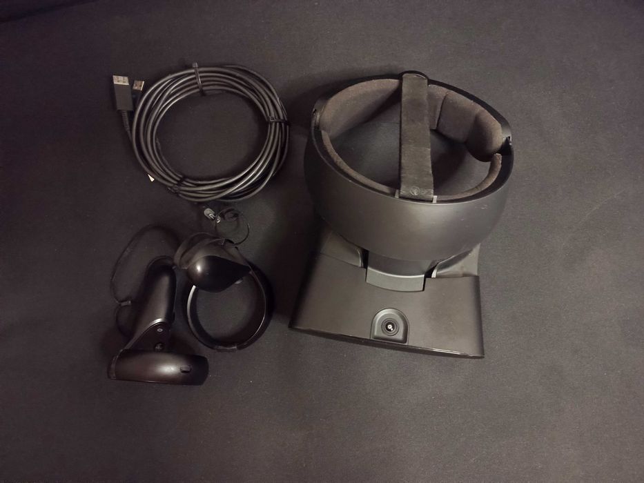 Oculus Rift S VR + 2 Kontrolery | Dobry Stan | + Pudełko