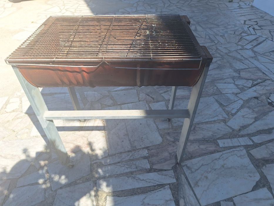 Grelhador 100 litros com grelha inox