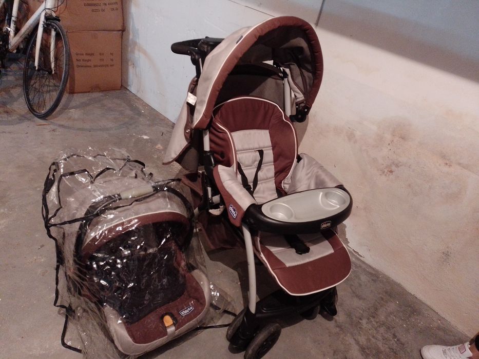 Carrinho de bebe chico