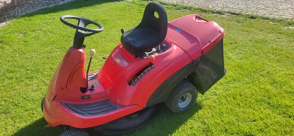 Traktorek honda z koszem orginalny 11hp stan bdb
