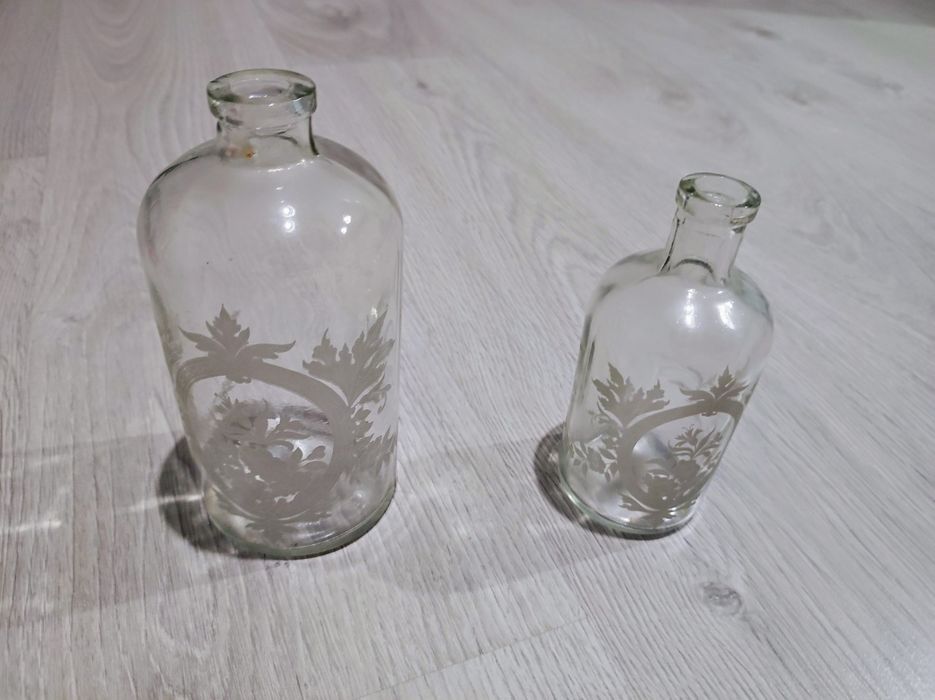 3 Glass Jars442324076829747203