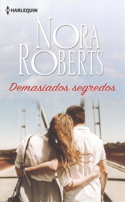 Lote de 50 livros Nora Roberts - Harlequin