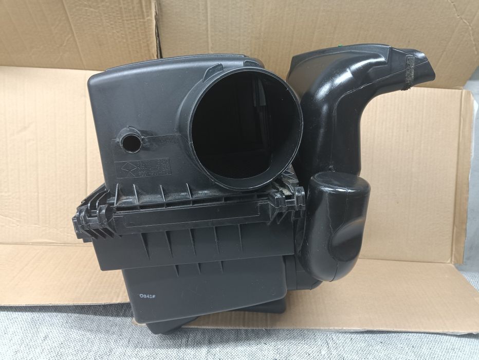 Dodge Durango 2021 obudowa filtra powietrza 3.6