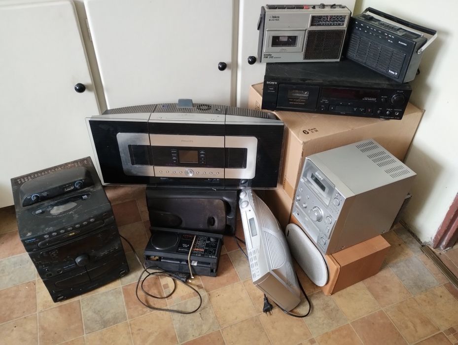 Radia magnetofony Sony Unitra Philips