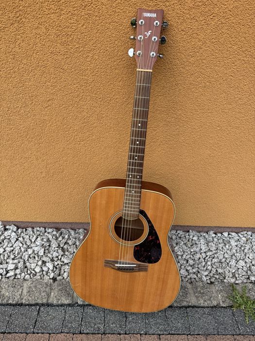 Gitara Yamaha F370