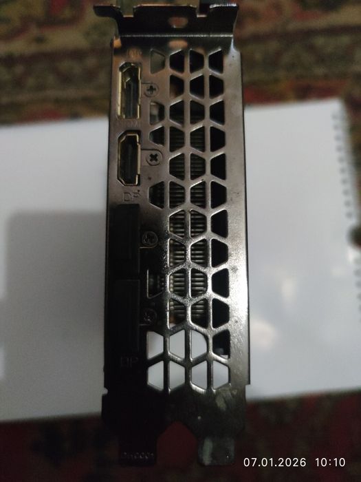 Gigabyte GTX 1660s  6gb +Тести Cтан ідеальний