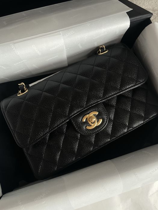Chanel classic flap