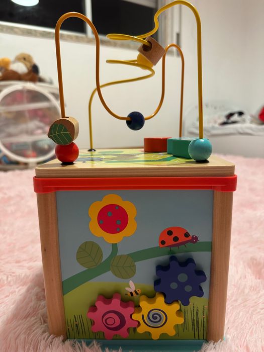 Brinquedo montessori