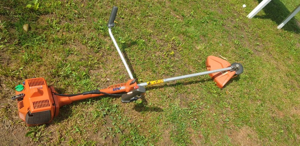 Kosa spalinowa husqvarna 225r Stihl FS220