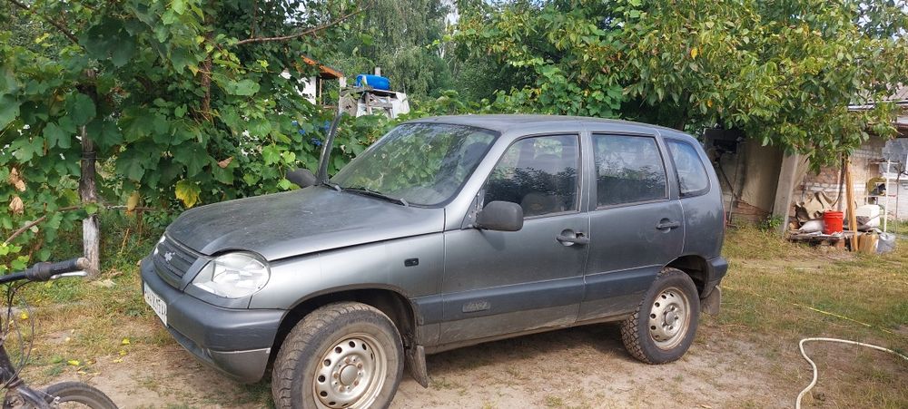 Нива шевролет на запчасти