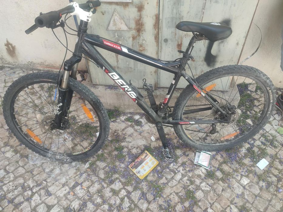 Vendo ou troco bicicleta montanha Berg TrailRock 4.0HD