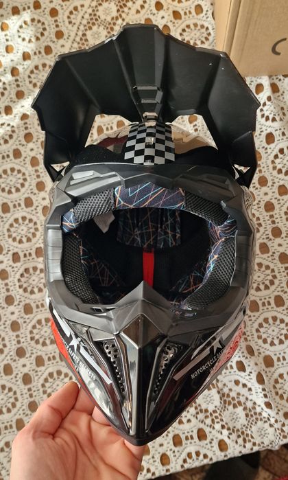 Kask crossowy Nowy