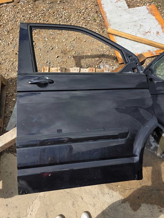 VW T5 drzwi przednie  prawe  LC9Z