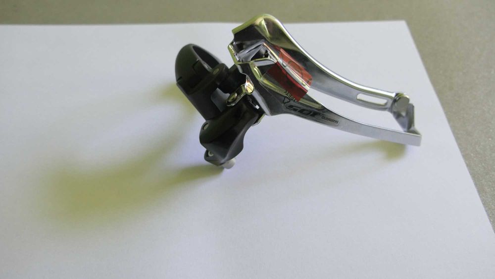 Shimano 105 FD-5700  Fi 31,8