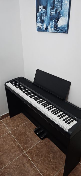 Piano Korg B2 - teclas com peso de piano acústico