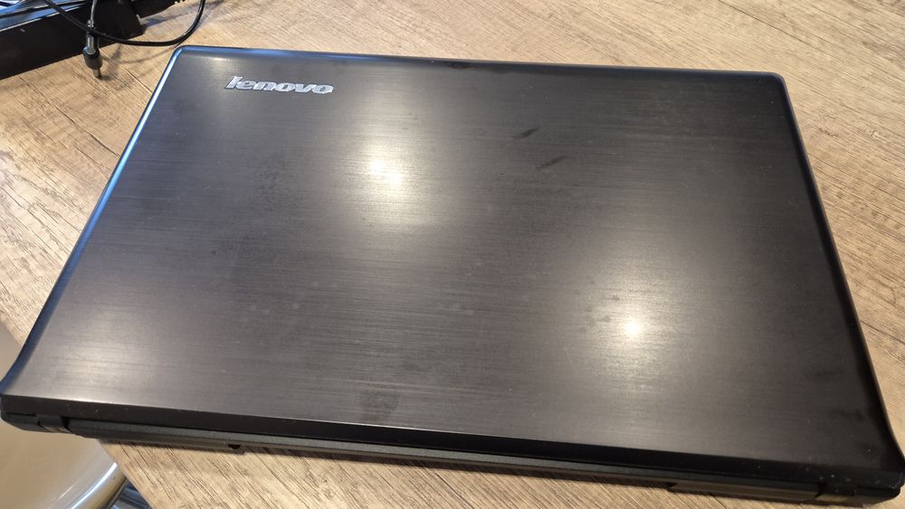 Laptop Lenovo G770. 320GB, 4GB Ram. Stan bardzo dobry.