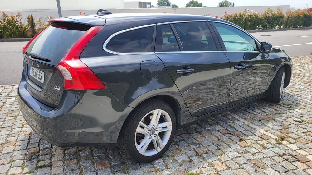 VOLVO V60 1.6 D2 Kinetic