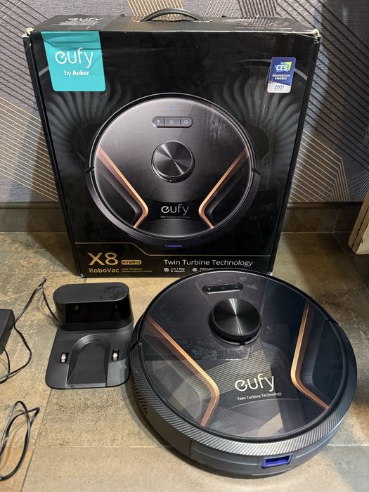 Робот-пилосос RoboVac X8 Hybrid Очікуються