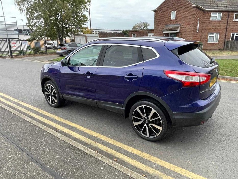 Nissan Qashqai 1.5 dCi Tekna (Inglês)