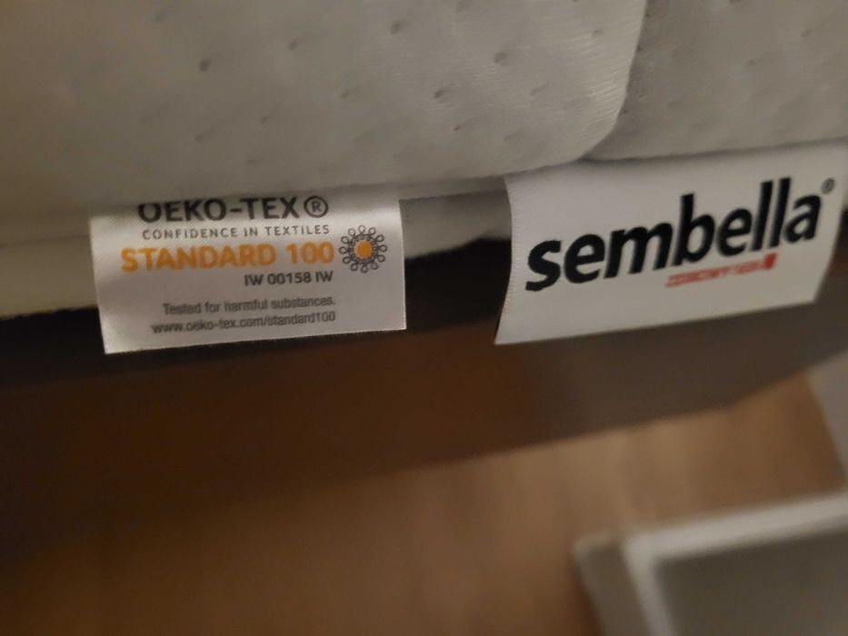 Łóżko z materacem Transport gratis