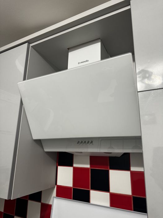 Кухонные наклонные вытяжки. Цвета разные. Доставка. Гарантия.