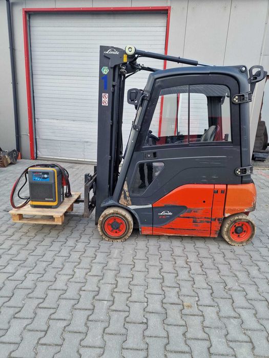 Sprzedam wózek widłowy Linde E-16