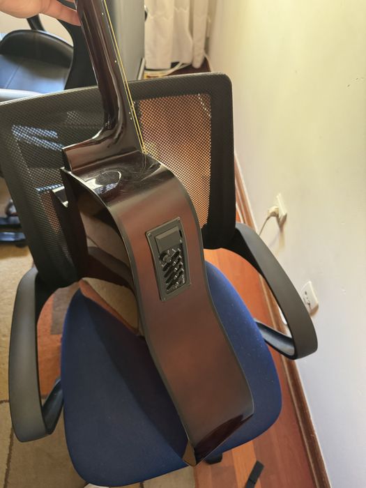 Guitarra eletroacustica