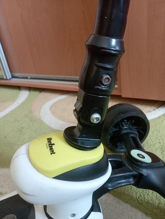 Самокат детский.