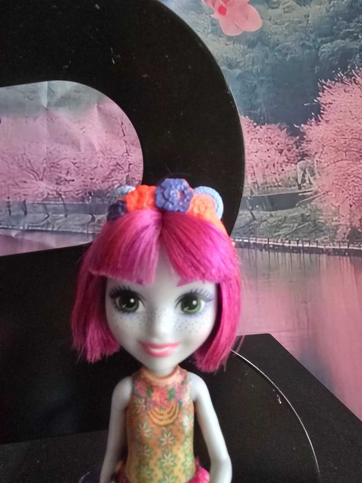 Lalka Mattel Enchantimals Hedda Hippo i figurka hipopotama Lake