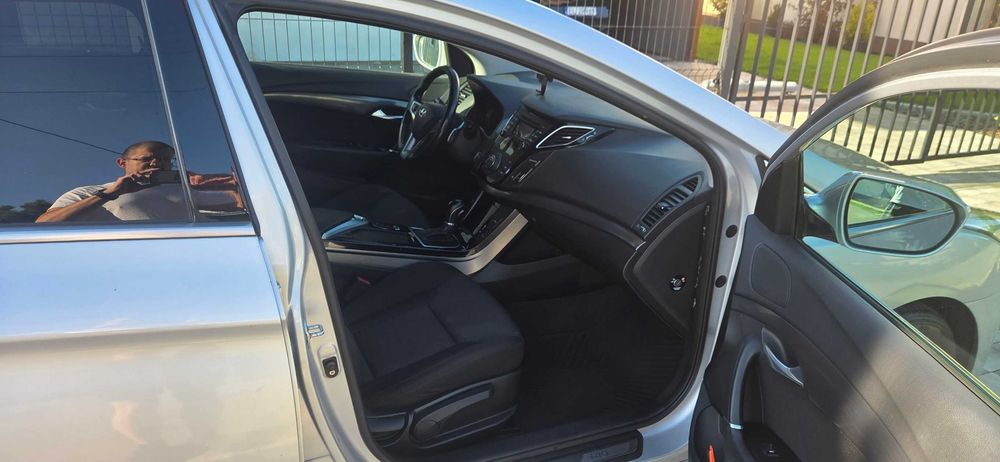 Hyundai I40 combi, 2.0 benzyna, automat, 2012r.