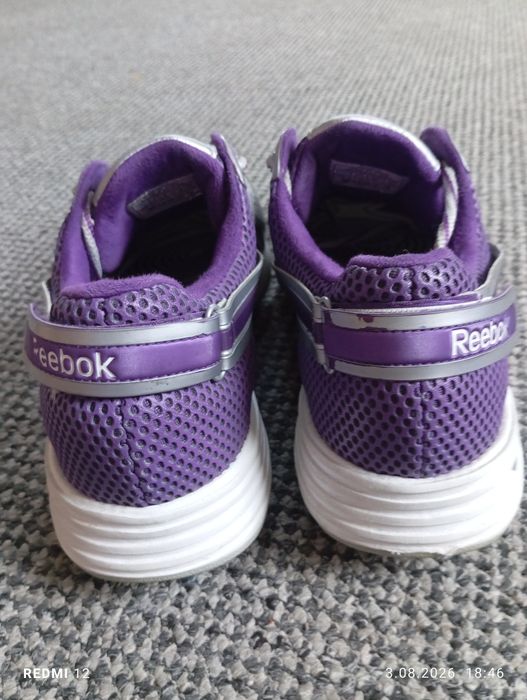 Damskie buty do fitnessu i chodzenia Reebok EasyTone r. 41