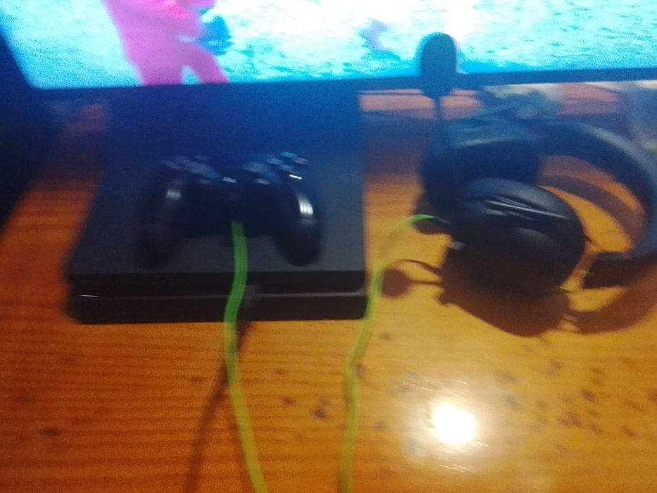 Ps4 1 terá semi-novo