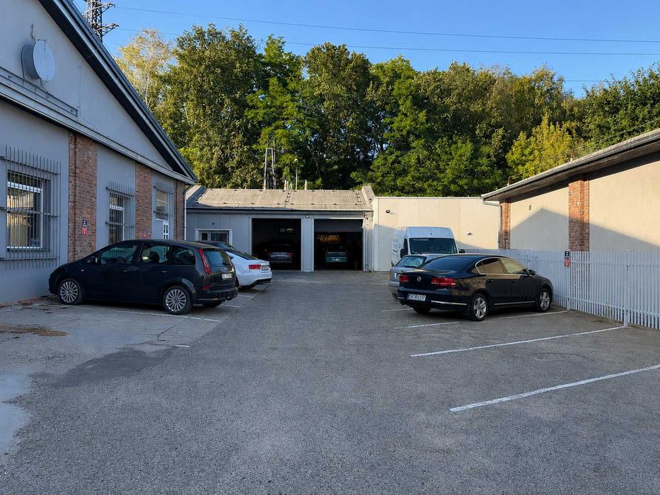 Warsztat samochodowy / hala na wynajem – Katowice-Tychy, 80 m², 2 bramy, 400 V, biuro, WC, parking, dostęp 24/7, blisko DK86