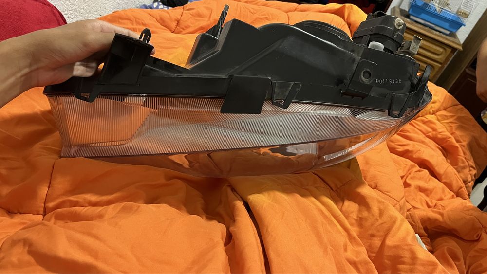 Farol reno megane 1999