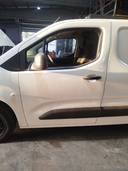Porta frente esquerda OPEL Combo Furgão/Combi (X19)