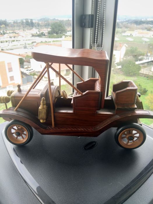 Carro em madeira, para decoração