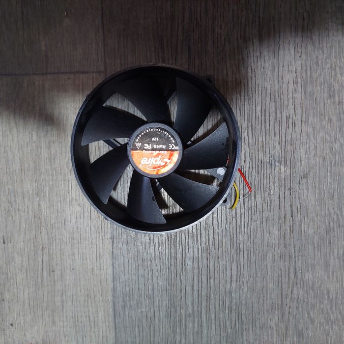 Кулер на компьютер