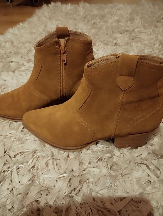 Damskie botki Gino Rossi