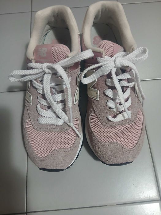 Ténis New Balance rosa criança pouco usados
