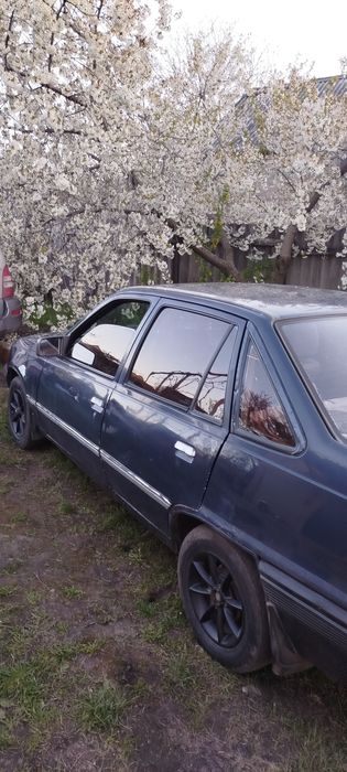 Продам Опель Кадет 1990