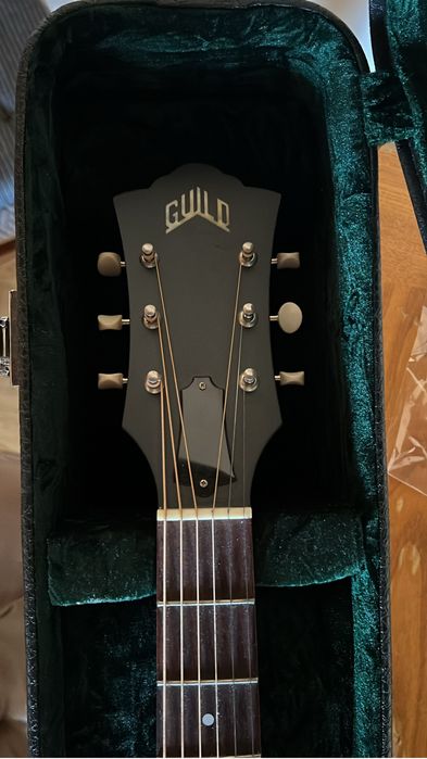 Guild F-40-E Guitarra Elétrica - Acústica