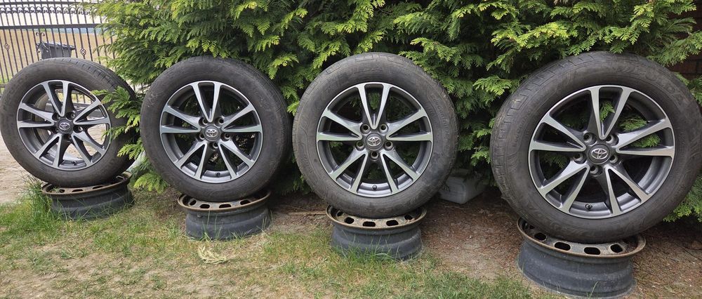 Felgi Oryginał Toyota Verso Auris Corolla Avensis 6,5Jx16 ET39 5x114,3 opony letnie
