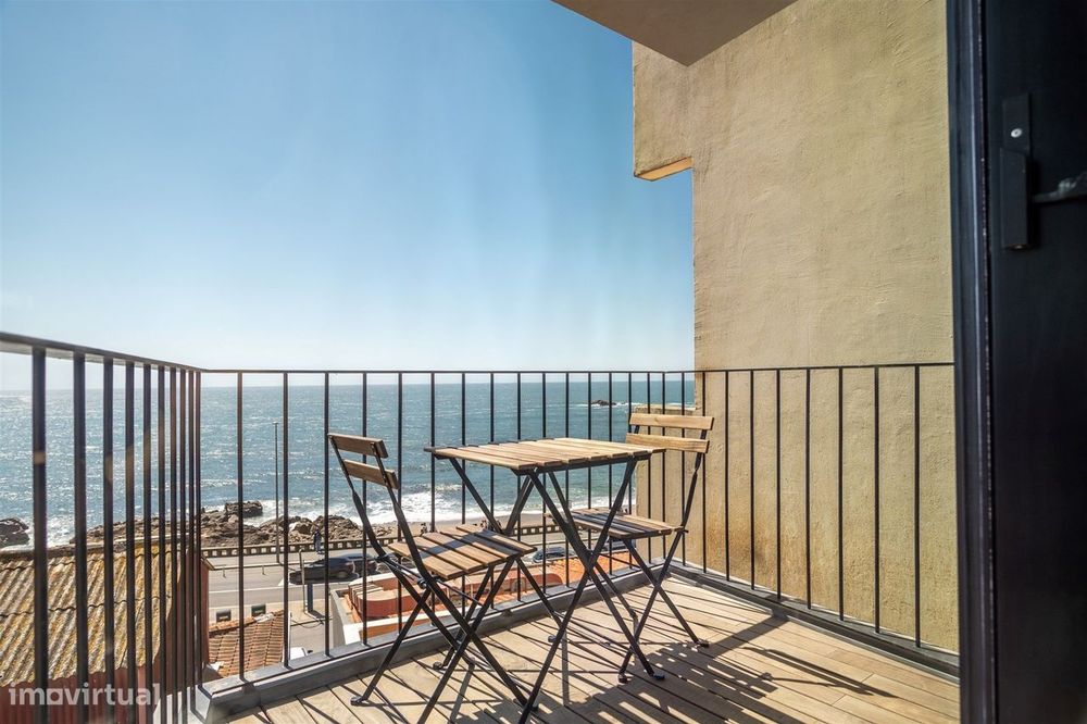 Penthouse T2 com piscina e terraço de 75 m² | Senhora da Luz | Foz do