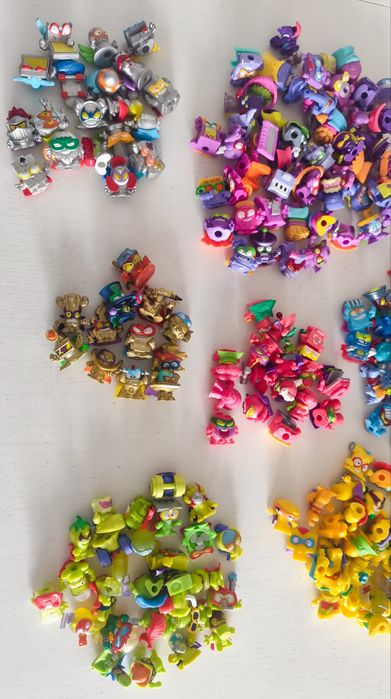 Super zings zestaw 317szt ultra rare. Super things.