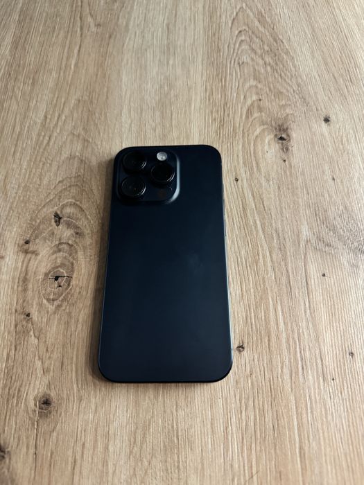 Apple iPhone 15 Pro 128GB / stan idealny / Bat. 100%