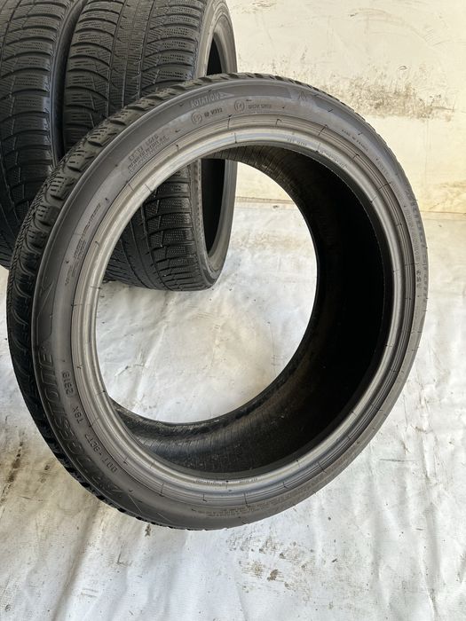 Bridgestone Blizzak Im 001 225/40r18