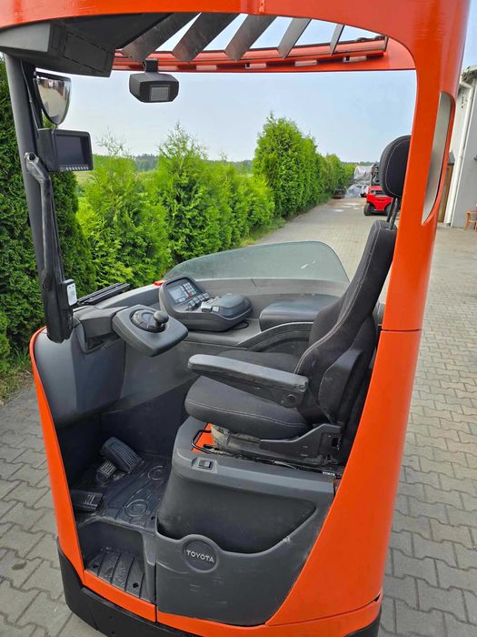 Toyota RRE160H Triplex 9,5 m